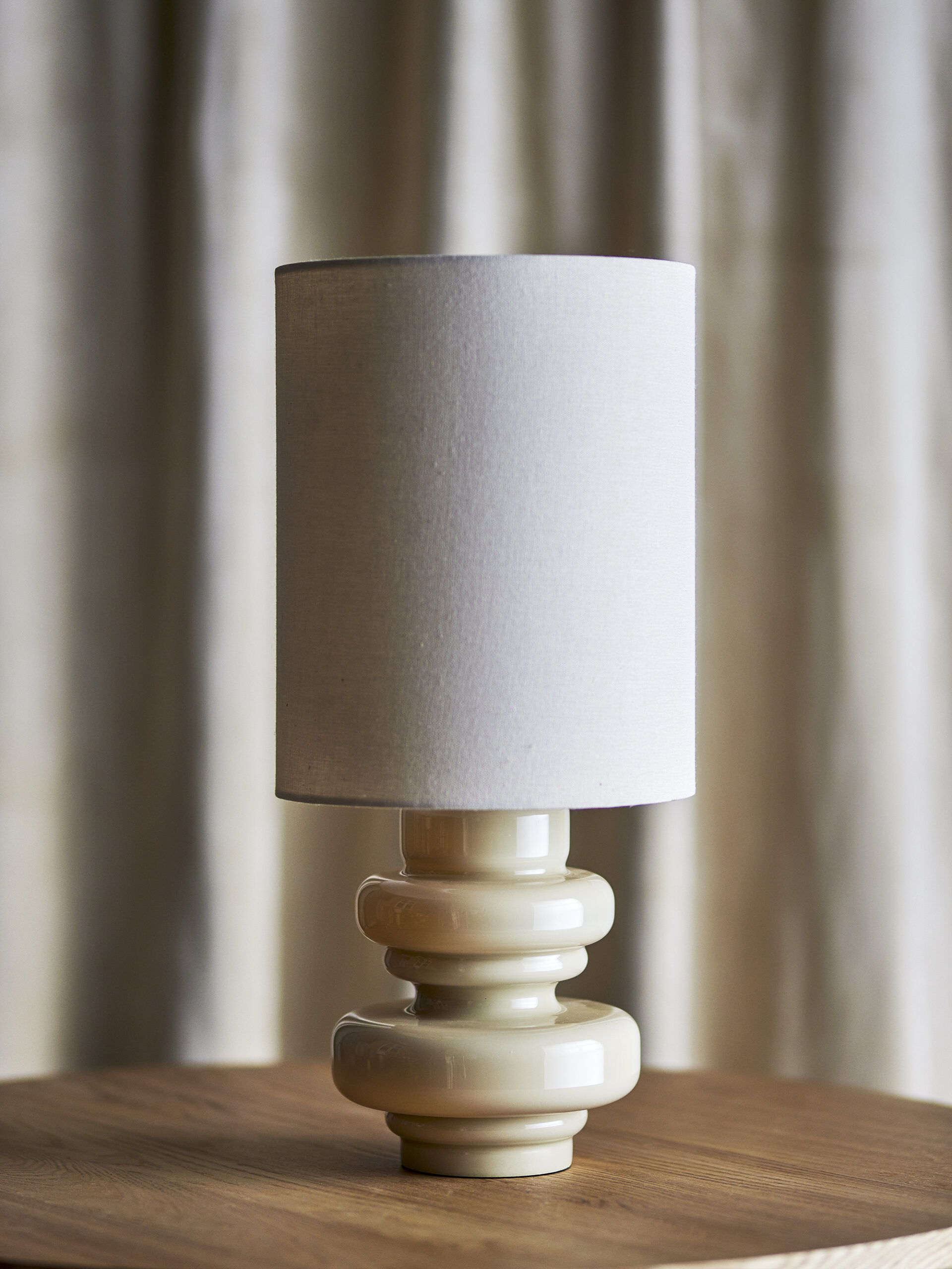 lampe-poser-bloomingville
